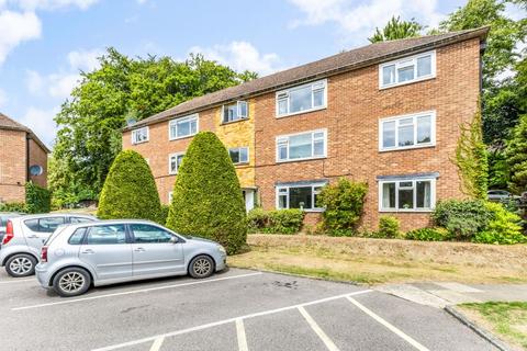 2 bedroom flat for sale, Virginia Water, Surrey