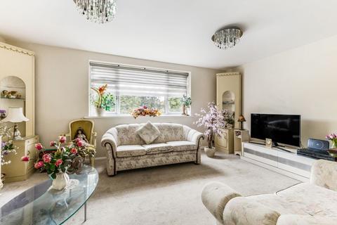 2 bedroom flat for sale, Virginia Water, Surrey