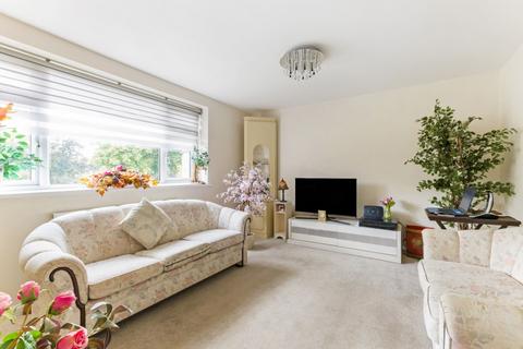2 bedroom flat for sale, Virginia Water, Surrey