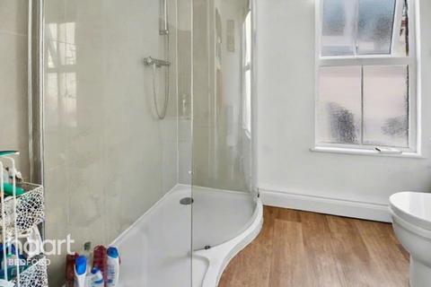 1 bedroom in a house share to rent, Foster Hill Road, Bedford