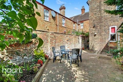 1 bedroom in a house share to rent, Foster Hill Road, Bedford