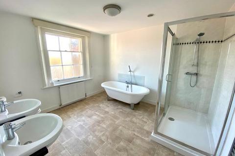 1 bedroom apartment to rent, High Street, Marlborough, Wiltshire, SN8