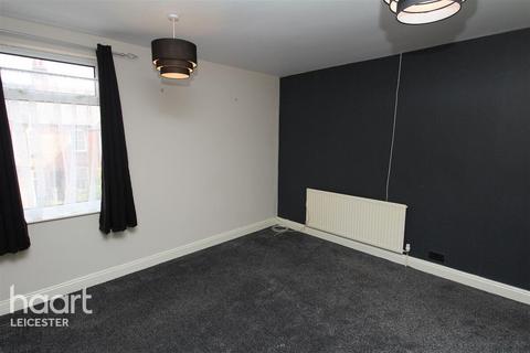 2 bedroom terraced house to rent, Balfour Street, Leicester