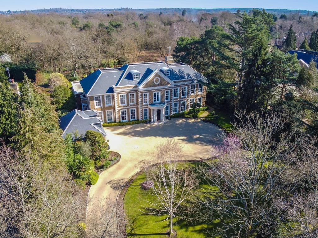 Eriswell Road, Burwood Park, Walton On Thames, KT12 6 bed detached
