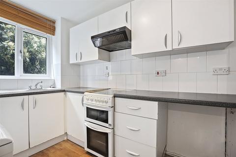 1 bedroom flat to rent, Burbage House, 1 Samuel Close, New Cross, London, SE14