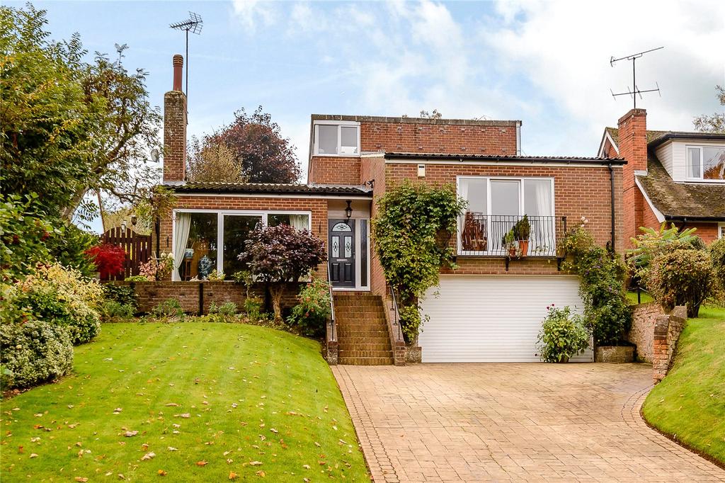 Codicote Road, Whitwell, Hitchin, Hertfordshire 4 bed detached bungalow