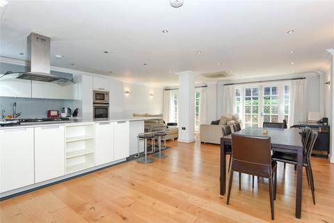 3 bedroom apartment to rent, King Stable Street, Eton, Windsor, Berkshire, SL4