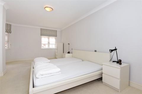3 bedroom apartment to rent, King Stable Street, Eton, Windsor, Berkshire, SL4