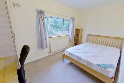 Cabell Road, Guildford, GU2 8JQ