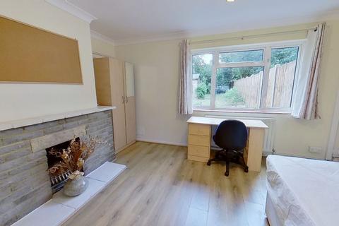 undefined, Cabell Road, Guildford, GU2 8JQ