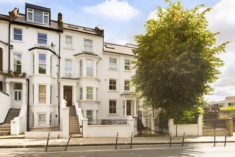 2 bedroom flat to rent, Haverstock Hill, Belsize Park, London