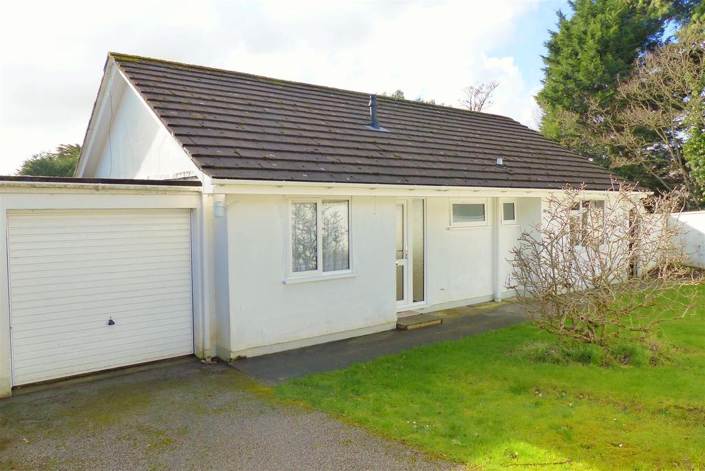 Moresk Road, Truro 3 bed detached bungalow £299,950