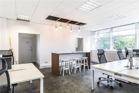 Office to rent - High Court, Leeds, West Yorkshire