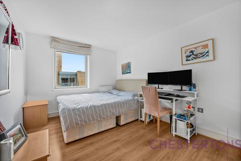 2 bedroom flat to rent, Gainsborough House, Cassilis Road, London
