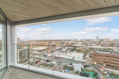 3 bedroom apartment to rent, The Tower, Chelsea Creek
