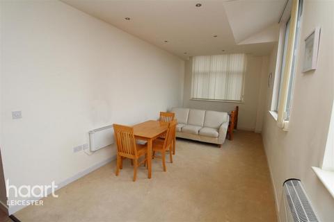 2 bedroom apartment to rent, Wimbledon Street, Leicester