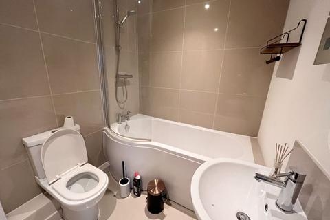 2 bedroom apartment to rent, Victoria Road, Oswestry