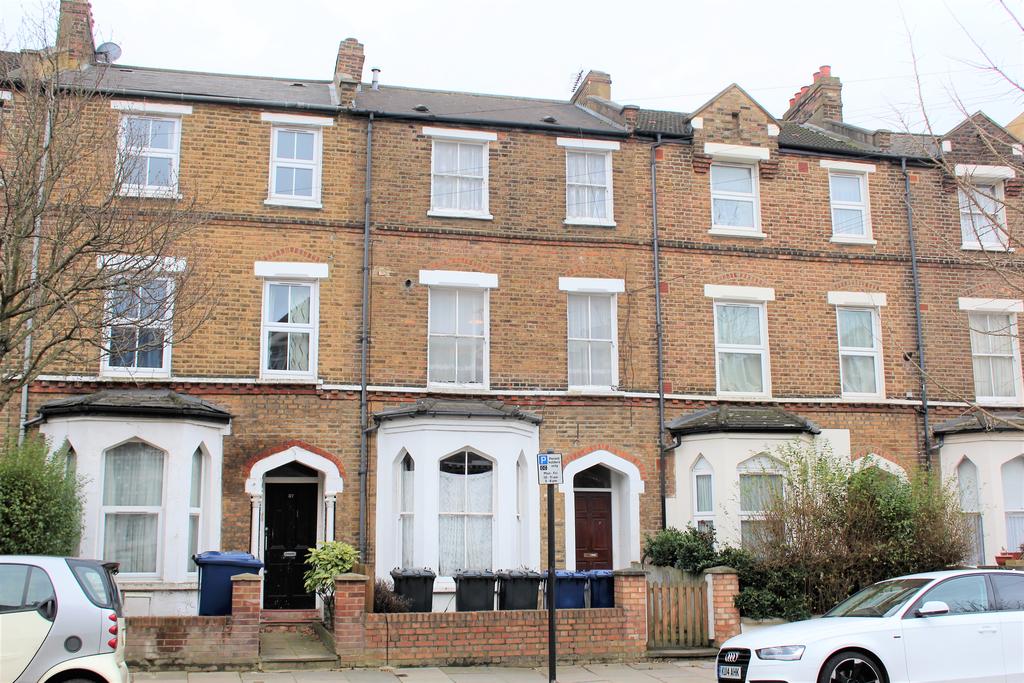York Road, Acton, London W3 1 bed flat to rent £1,250 pcm (£288 pw)