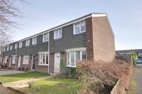 3 bedroom end of terrace house to rent, Dalmuir Close, Eaglescliffe