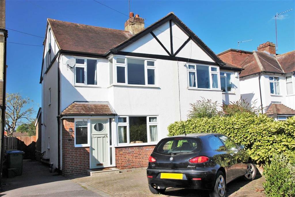 Telegraph Lane, Claygate, Surrey, KT10 3 bed semidetached house £719,950