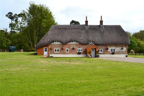 4 bedroom detached house to rent, Goodings Lane, Woodlands St. Mary, Hungerford, Berkshire, RG17