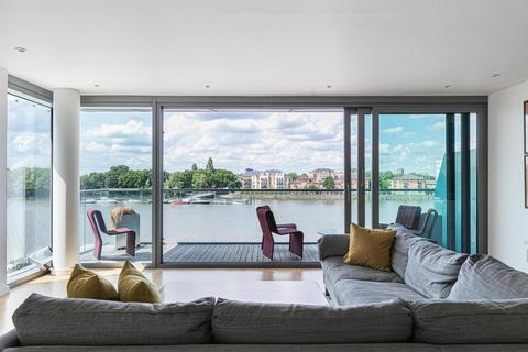 2 bedroom flat to rent, Mandel House, Eastfields Avenue, London