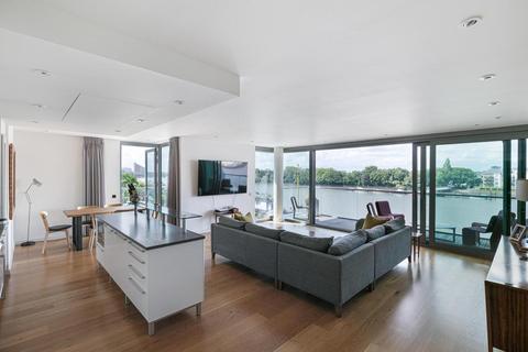 2 bedroom flat to rent, Mandel House, Eastfields Avenue, London