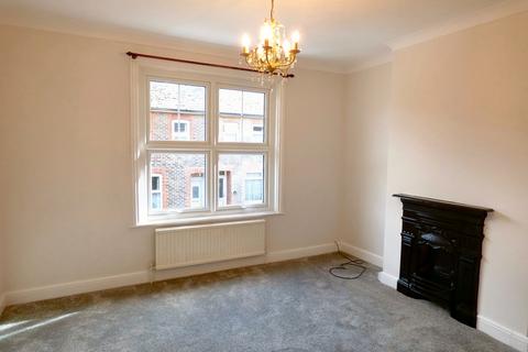 3 bedroom end of terrace house to rent, Alexandra Road, Uckfield TN22