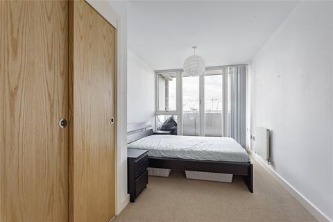 2 bedroom flat to rent, Eastern Quay Apartments, 25 Rayleigh Road, London