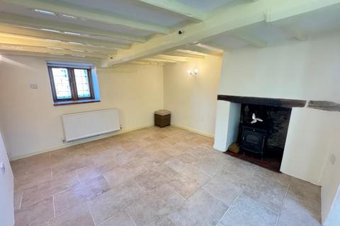 3 bedroom detached house to rent, High Street, Stoke Goldington, MK16