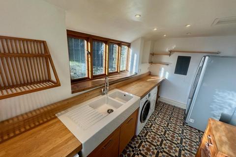 undefined, High Street, Stoke Goldington, MK16