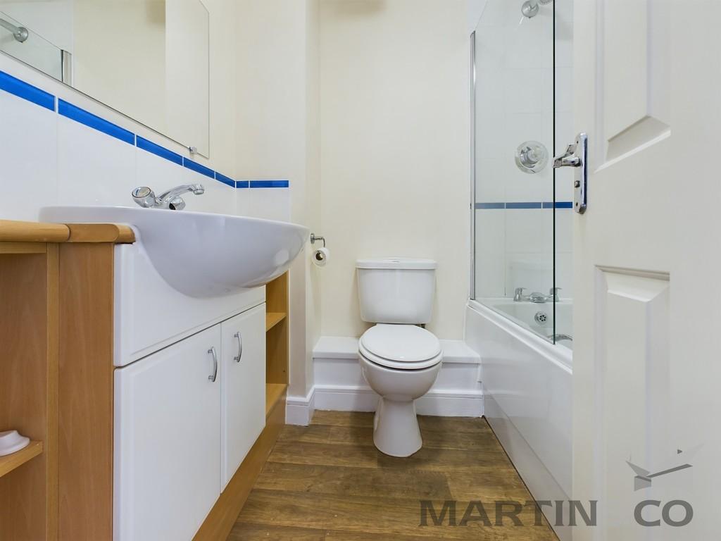 Bedroom 1 En-Suite