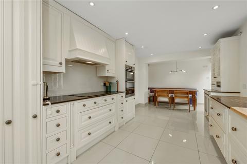 4 bedroom detached house to rent, Pelhams Walk, Esher, Surrey, KT10