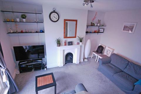 2 bedroom apartment to rent, Chiswick High Road, Chiswick, London, W4