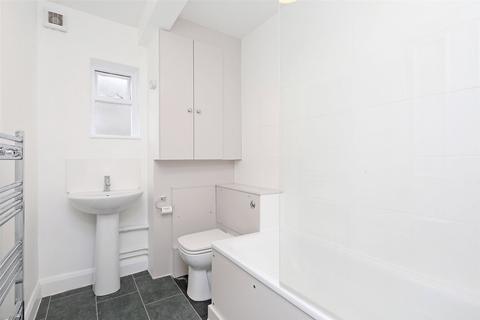 2 bedroom flat to rent, Elgin Crescent, Notting Hill, W11