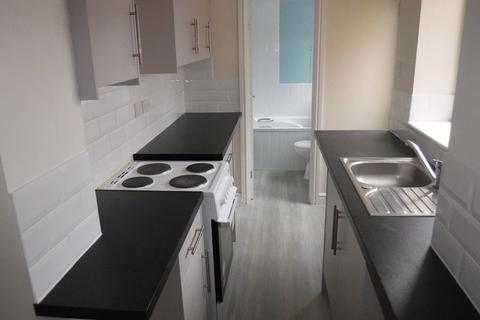 2 bedroom terraced house to rent, Portland Terrace , Gainsborough, Lincs