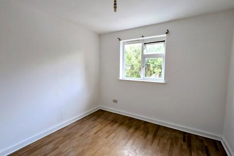 1 bedroom apartment to rent, 48 Llwyn-y-Mor Caswell Swansea