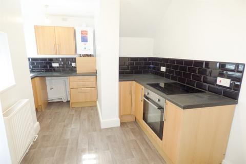 2 bedroom flat to rent, Springfield Terrace, Felling