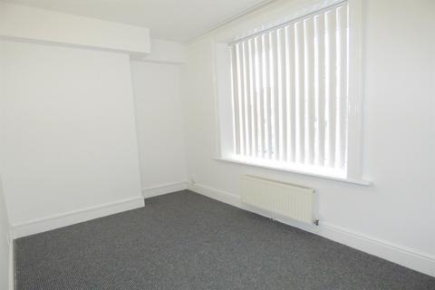 2 bedroom flat to rent, Springfield Terrace, Felling