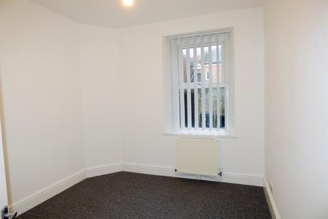 2 bedroom flat to rent, Springfield Terrace, Felling