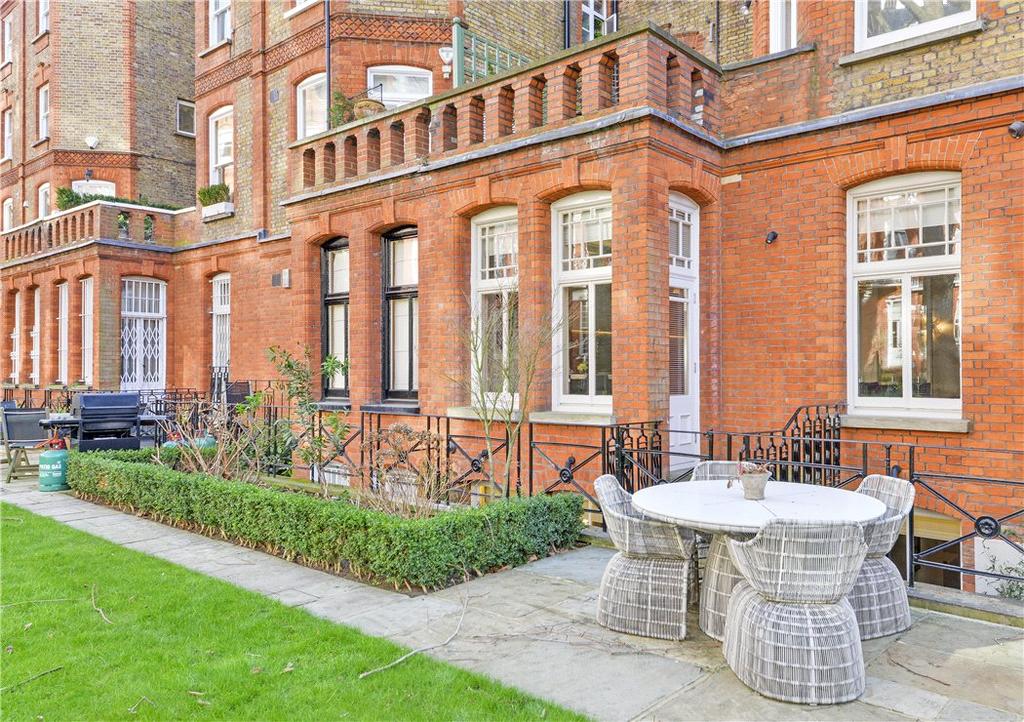 Egerton Gardens, Knightsbridge, London, SW3 3 bed flat £4,500,000