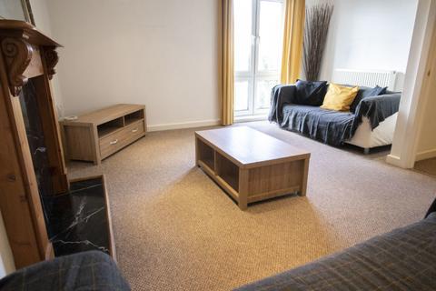 2 bedroom apartment to rent, Barletta House, Vellacott Close, Cardiff Bay