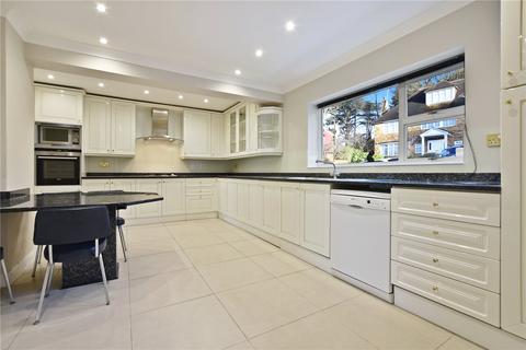 5 bedroom detached house to rent - Woodgate Crescent, Northwood, Middlesex, HA6