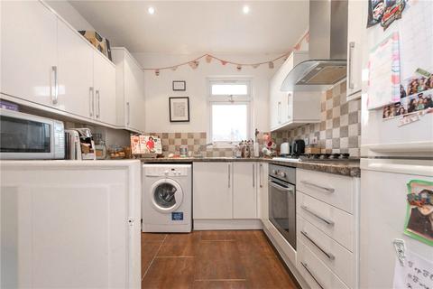 4 bedroom maisonette to rent, Furness Road, London, NW10
