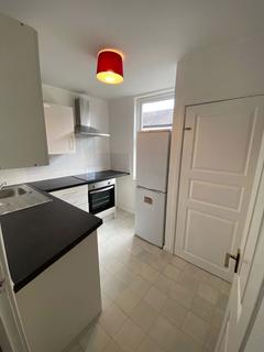 1 bedroom flat to rent - 1 Bedroom Flat on Smithdown Road, L15