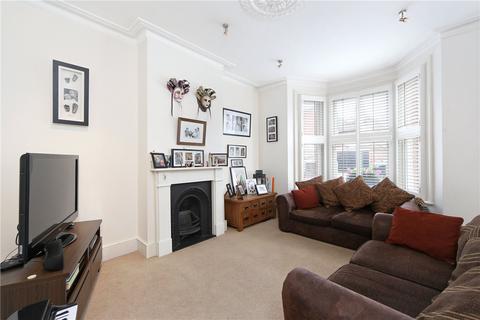 3 bedroom terraced house to rent, Mandrake Road, London, SW17
