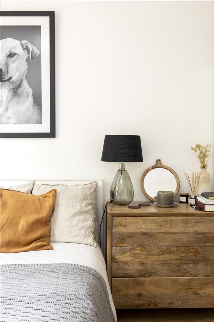 Bedroom Detail