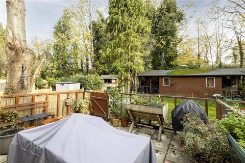 Croxted Road, London, SE21