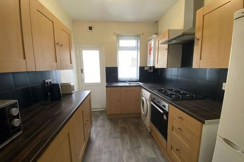 undefined, 4 Bedroom student property on Gainsborough Road, L15 * Available September 2026*