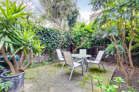 2 bedroom flat to rent, Clonmel Road, Fulham, London